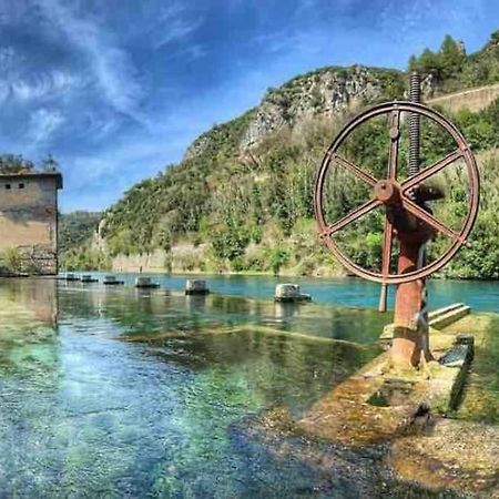Fresco E Colorato Appartamentino In Narni Scalo Eksteriør bilde
