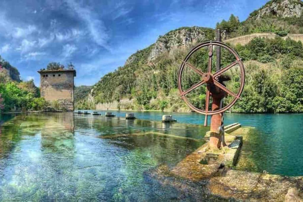 Fresco E Colorato Appartamentino In Narni Scalo Eksteriør bilde